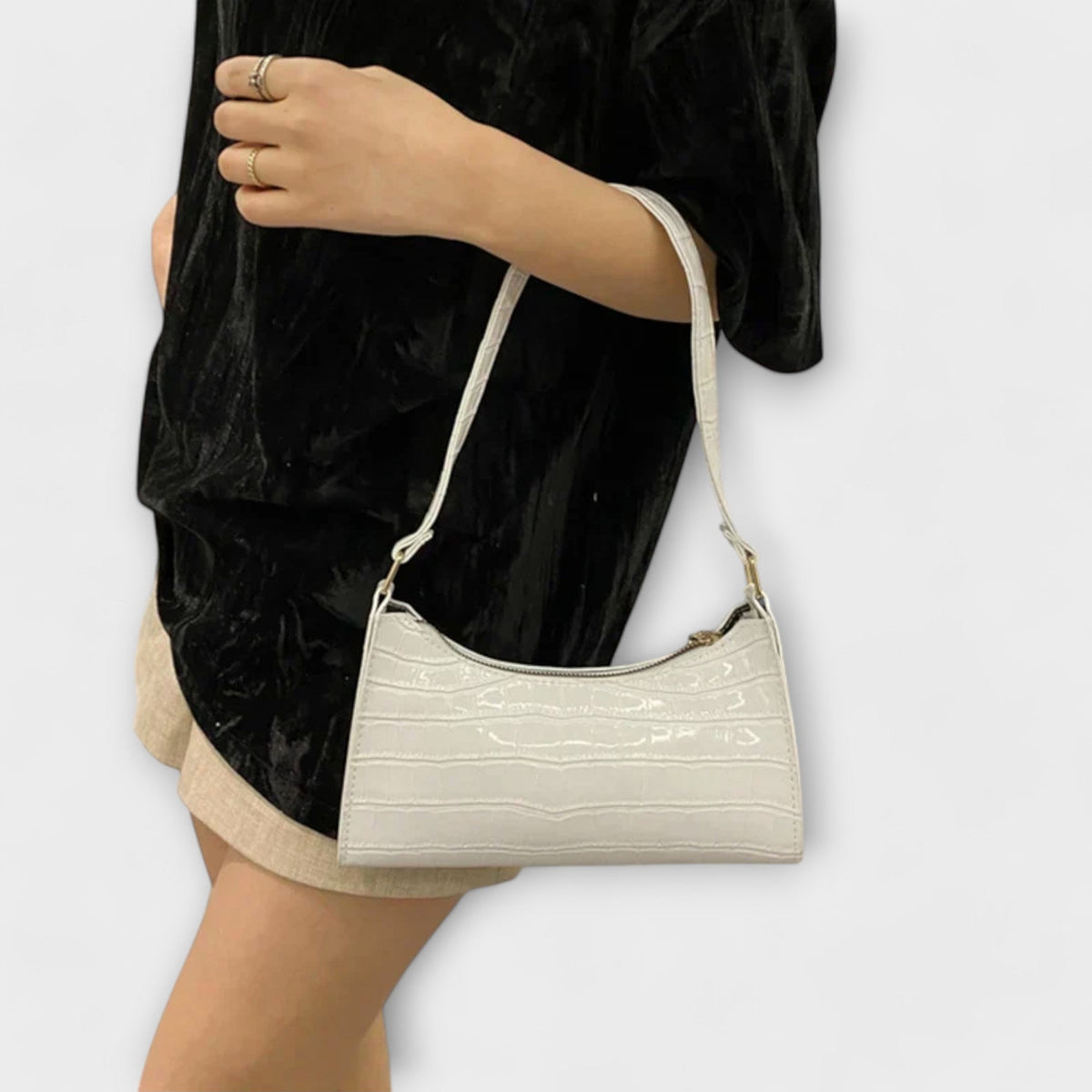Saar - Shiny Leather Bag