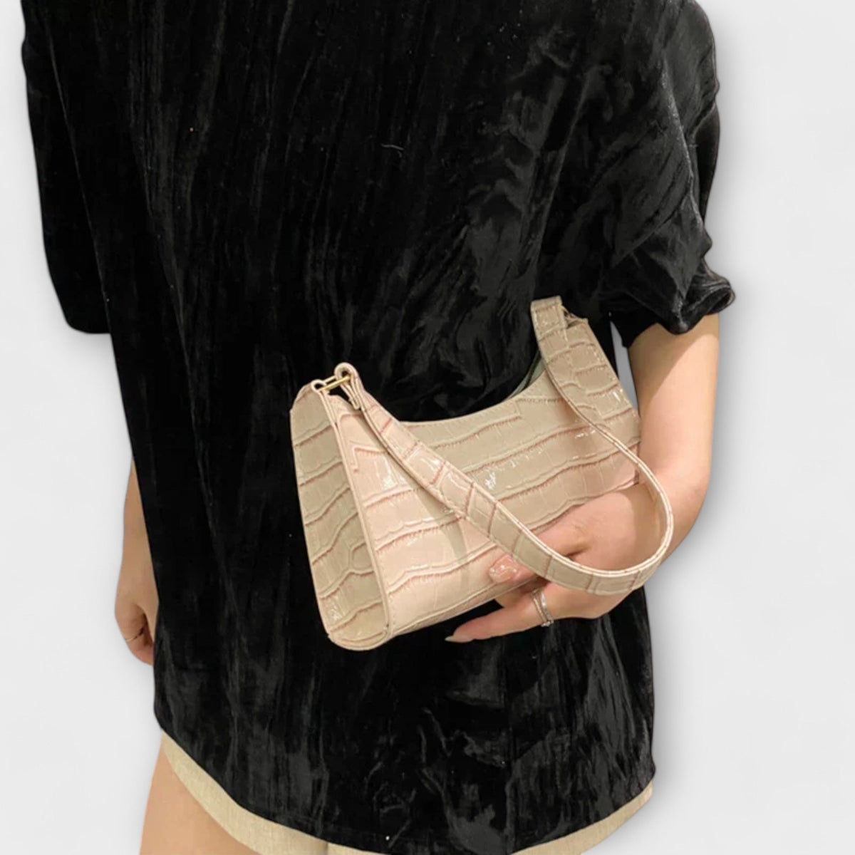 Saar - Shiny Leather Bag