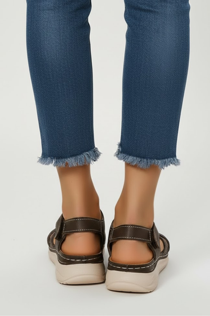 Hannah | Women’s Retro Strap Sandals with Buckle Fastening